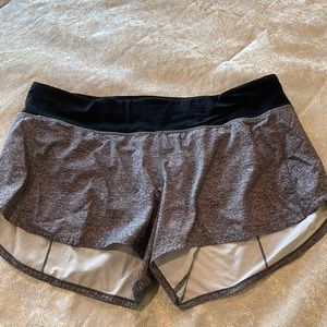 Lululemon Speed-up low rise 4”